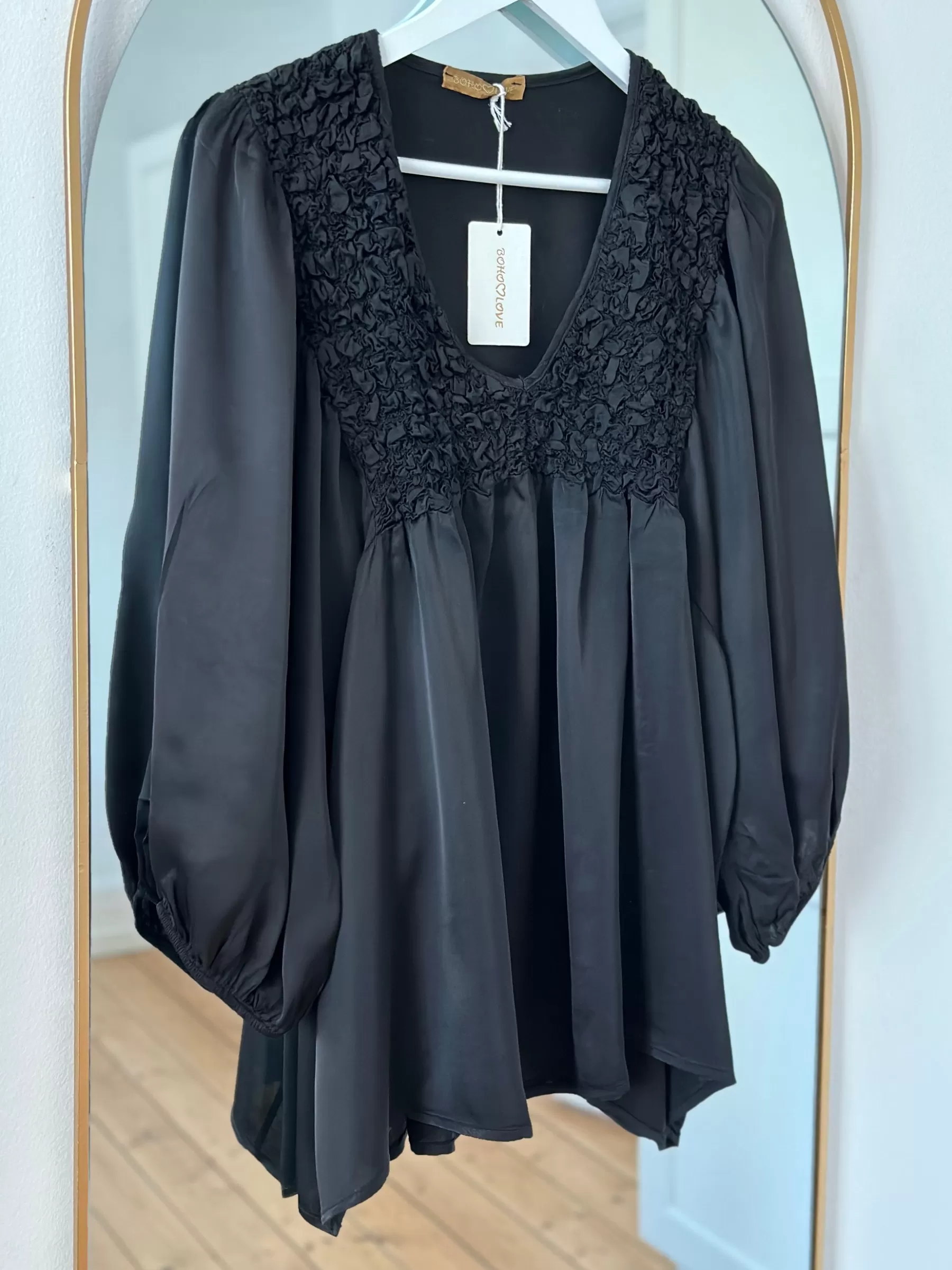 Skjorter<Boho Love Satin Skjorte Med Krol Black