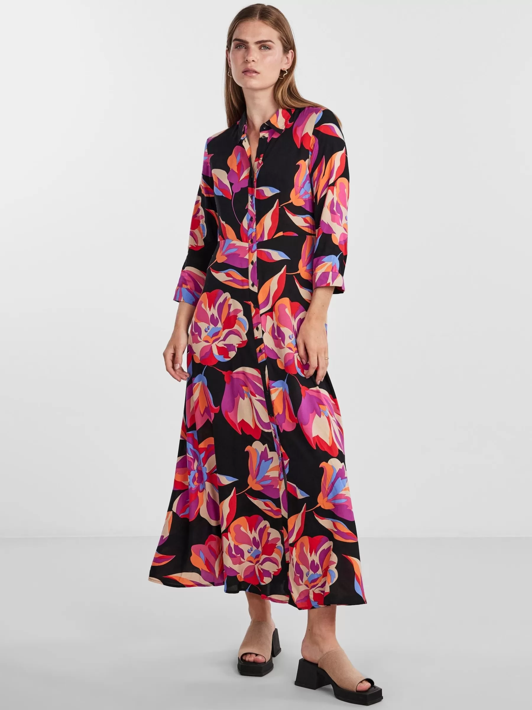 Kjoler<YAS Savanna Long Shirt Dress Black Aop Flower Print